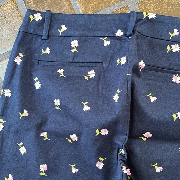 NWT J. Crew Mercantile Navy & Pink Floral Print Cropped Pant - Picture 9 of 13